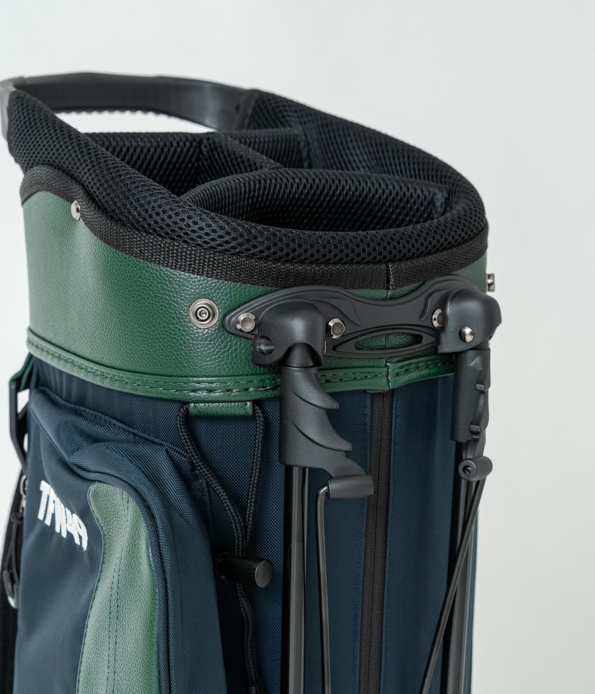 大特価通販新品【TFW49】 キャディバック スタンド式 9.5型 ゴルフバッグ・キャディバッグ