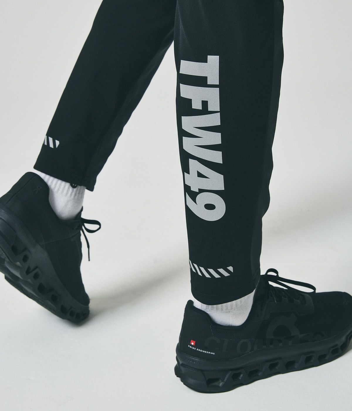 TRAINING MULTI PANTS | TFW49（ティーエフダブリュー）Official EC Store