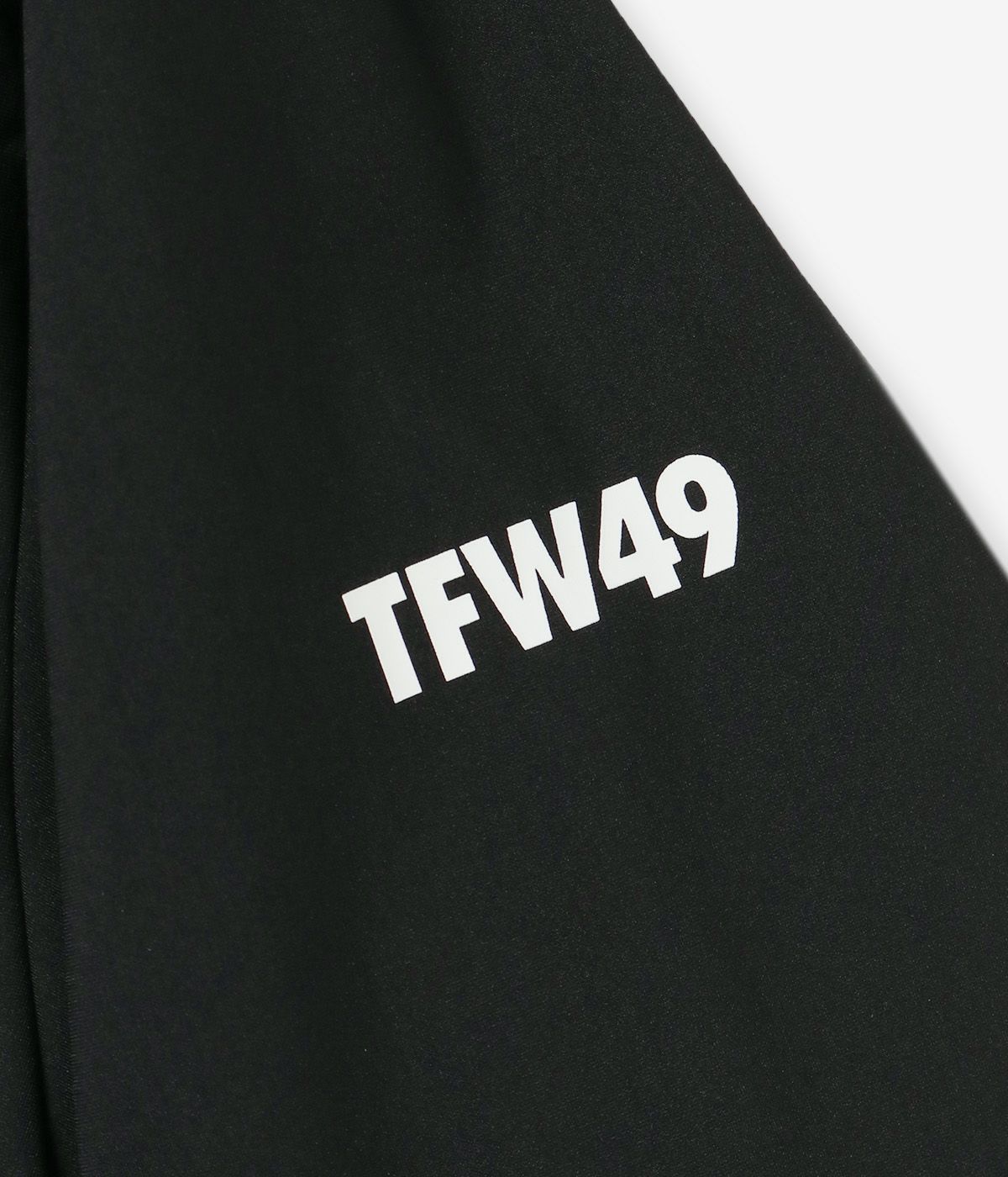 REVERSIBLE STRETCH PULLOVER | TFW49（ティーエフダブリュー