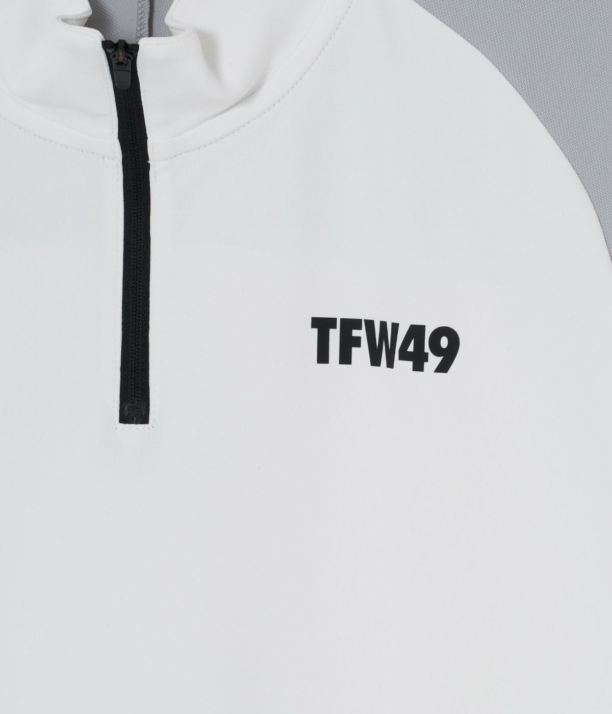 新品未使用 TFW49 RELAX COLLARLESS POLO ホワイト S HALF ZIP COLLARLESS POLO | TFW49（ティーエフダブリュー