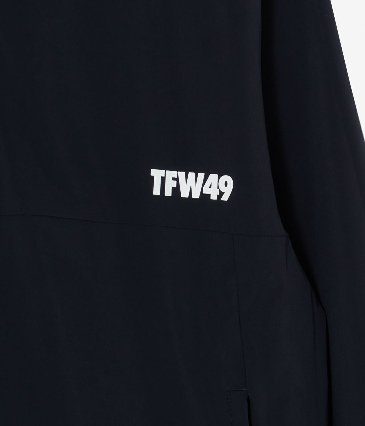 REVERSIBLE STRETCH HALF ZIP | TFW49（ティーエフダブリュー 