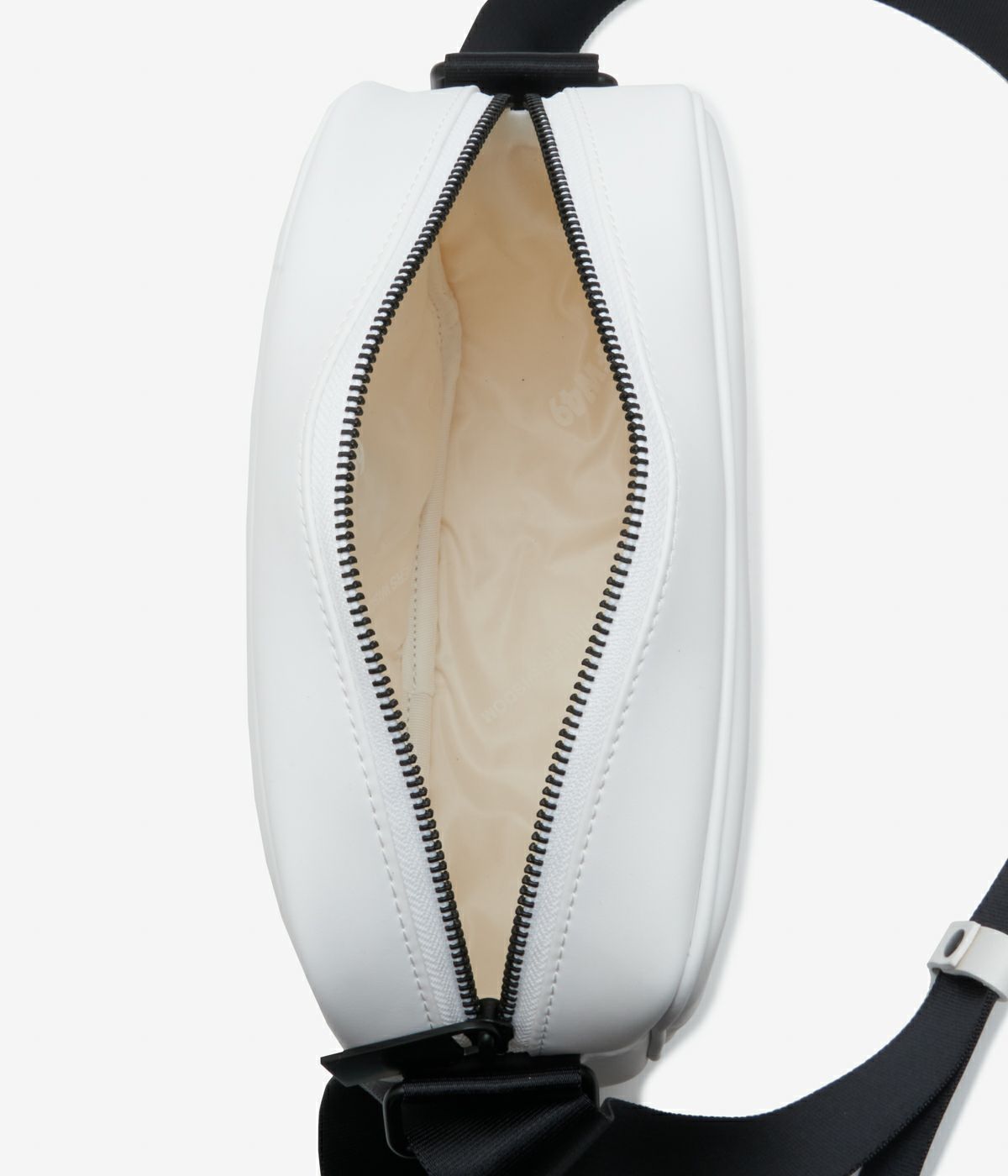 LEATHER SHOULDER BAG | TFW49（ティーエフダブリュー）Official EC Store