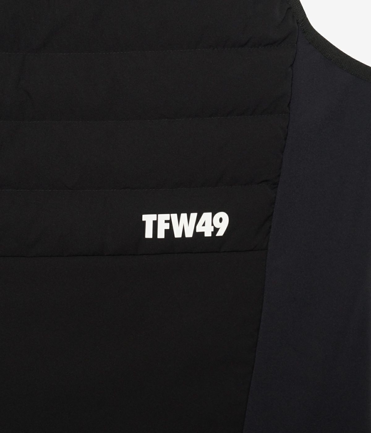 SHIELD WARMER COLLARLESS VEST | TFW49（ティーエフダブリュー
